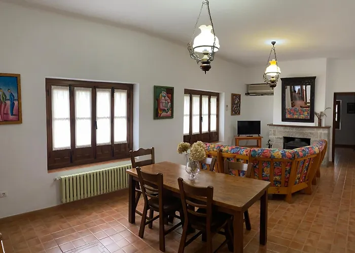 Apartamentos Turísticos Rurales Dos Fuentes